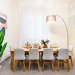 Days - Four Bedroom With Workspace And 250mbs Wifi In New Town Apartman Prága